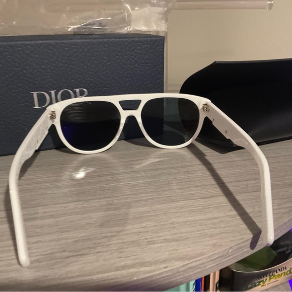 Brand New Dior White Monogram Unisex Sunglasses - Picture 6 of 8